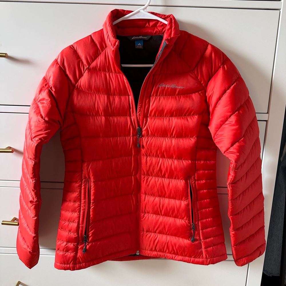 Eddie Bauer Women’s CirrusLite Down Puffer Jacket - XS, new condition, red